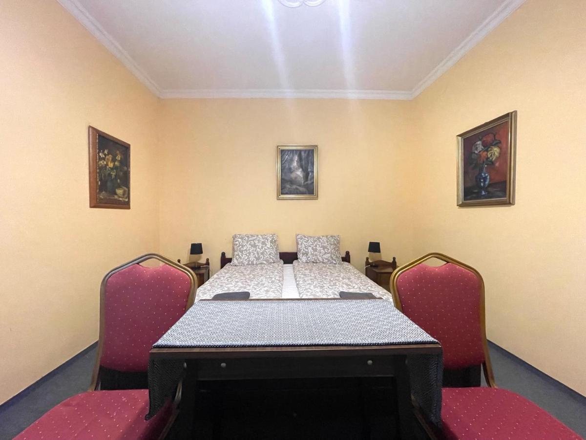Luxi Romantik Apartments Budapest Ngoại thất bức ảnh