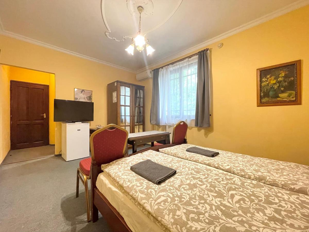 Luxi Romantik Apartments Budapest Ngoại thất bức ảnh