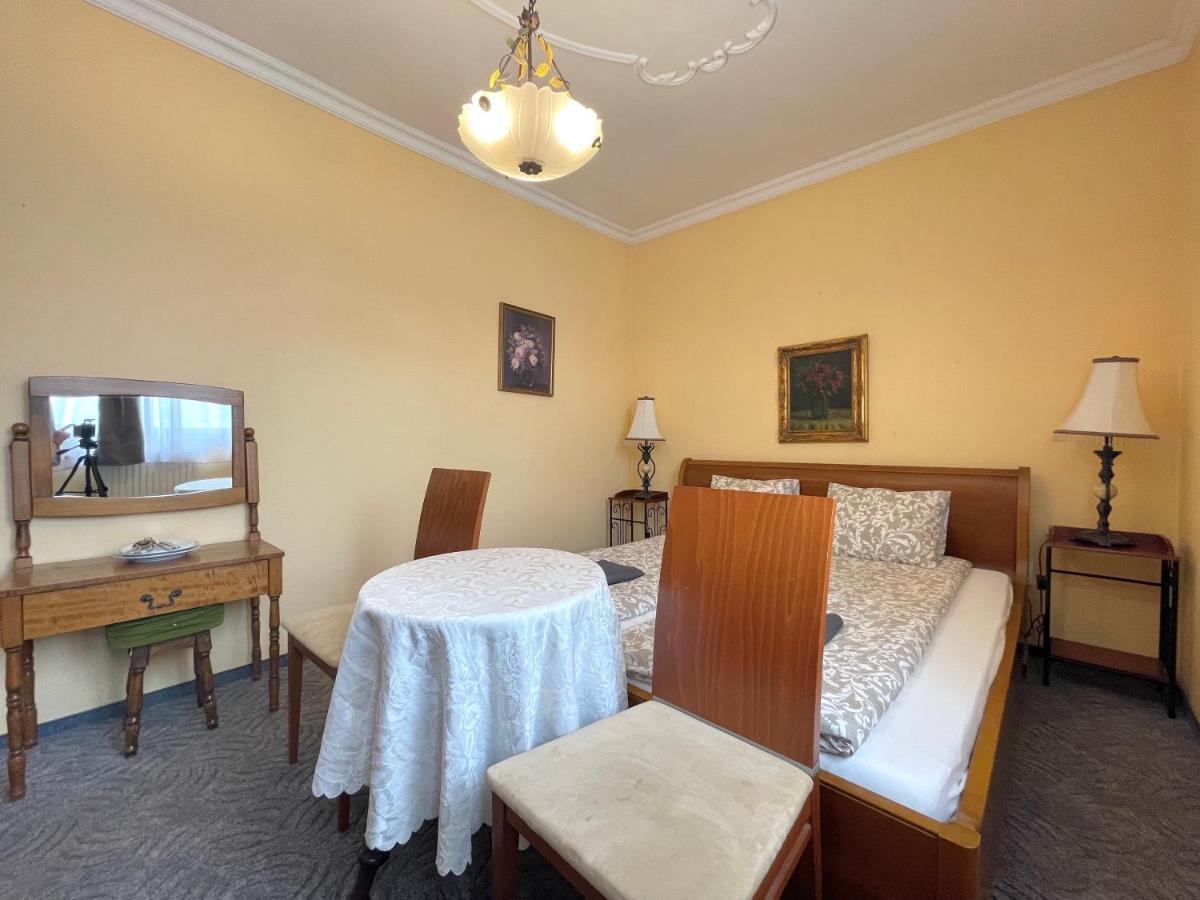 Luxi Romantik Apartments Budapest Ngoại thất bức ảnh