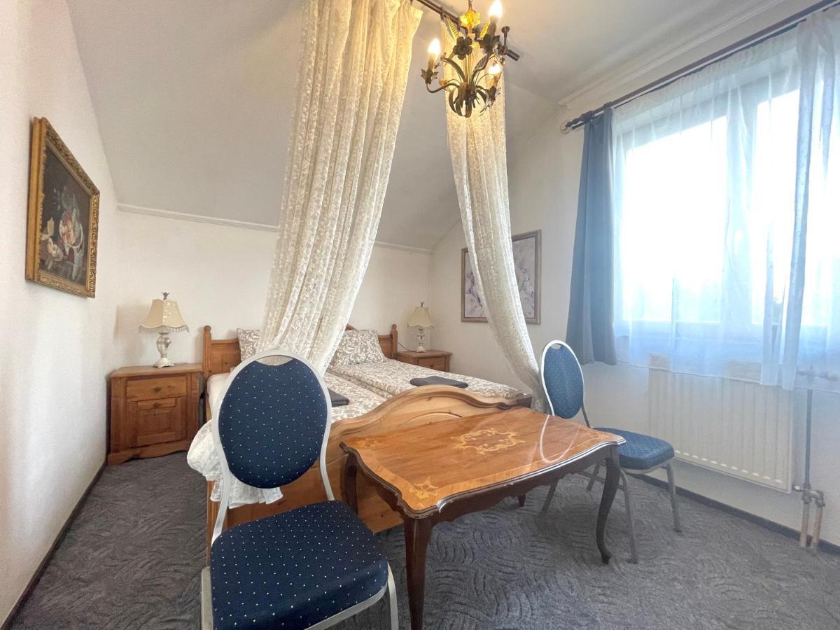 Luxi Romantik Apartments Budapest Ngoại thất bức ảnh