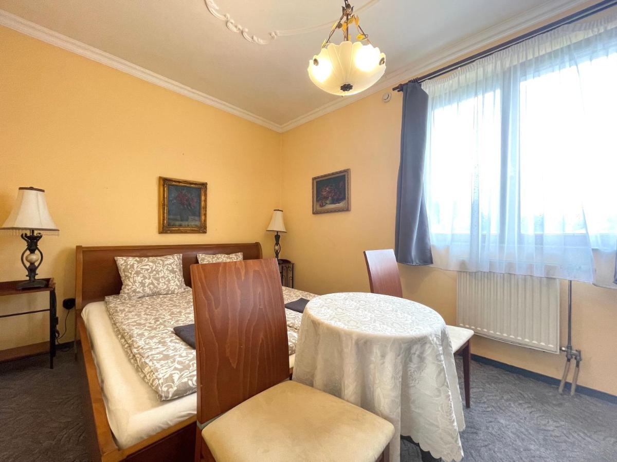 Luxi Romantik Apartments Budapest Ngoại thất bức ảnh