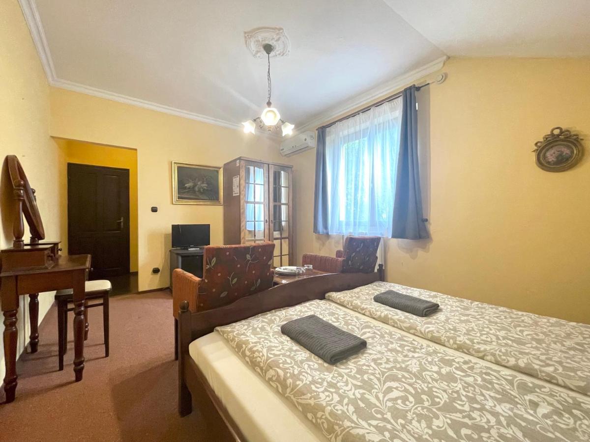 Luxi Romantik Apartments Budapest Ngoại thất bức ảnh